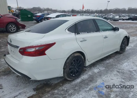 2018 Nissan Altima 2.5 S z USA, uszkodzony, nr VIN 1N4AL3AP5JC296678